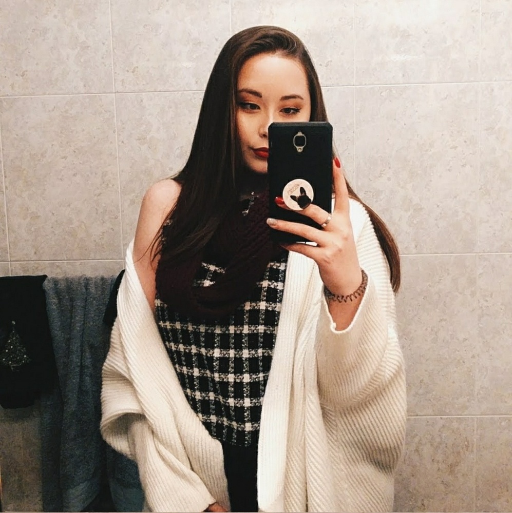 Black and White Top